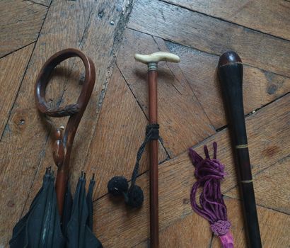 Set of three parasols:

101 cm, 94 cm and...