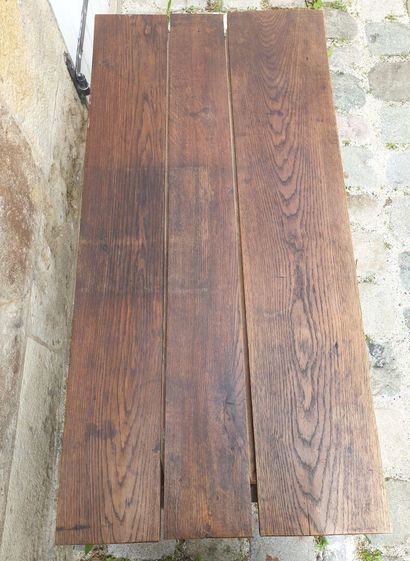 Rectangular oak coffee table, 20th century

H.52,5,...