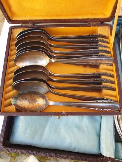 MANNETTE of various objects