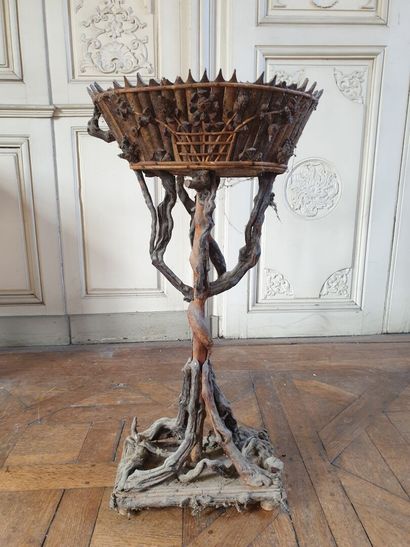 Small root planter circa 1900

H.78, W.32,...