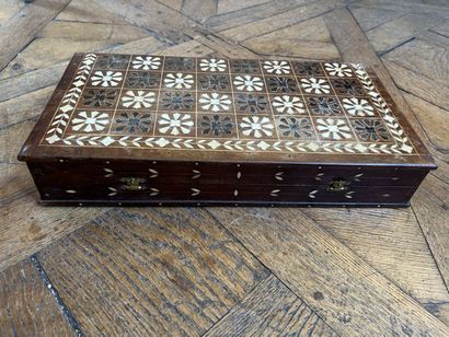 Chessboard, end of the XIXth, beginning of...