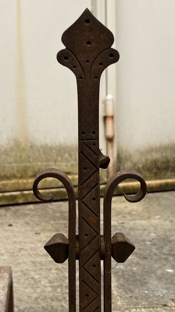 Pair of andirons 

H. 45, D. 42,5 cm