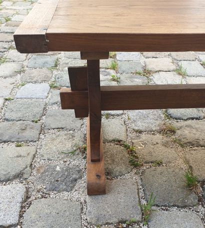 Oak coffee table, XXth century

H. 49,5 L.95...