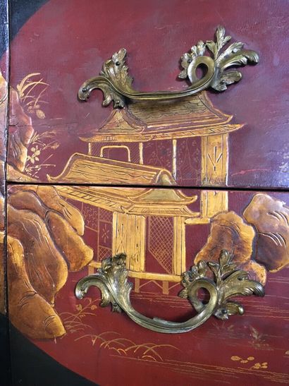 Chest of drawers in varnish martin of Louis...