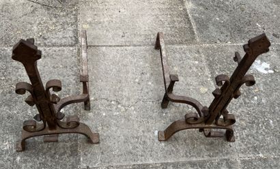 Pair of andirons 

H. 45, D. 42,5 cm