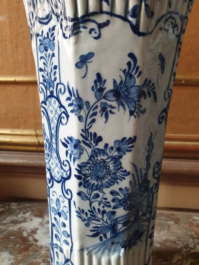 DELFT, late 18th, early 19th century

Earthenware...
