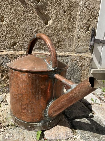 Watering can in copper, signed Audebert Lambert...
