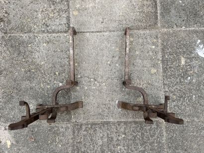 Pair of andirons 

H. 45, D. 42,5 cm