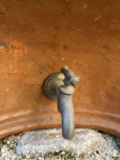 Fountain in sandstone. Missing lid.