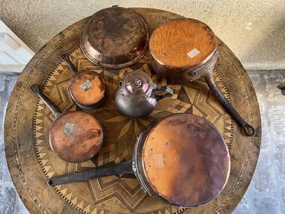 Batch of brassware