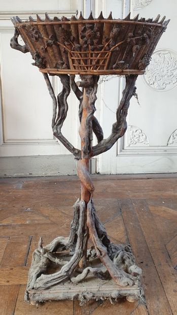 Small root planter circa 1900

H.78, W.32,...