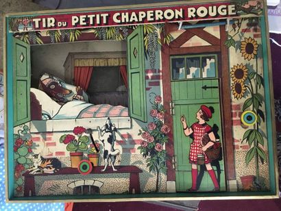 Red Riding Hood shooting, circa 1940

Cardboard

38...