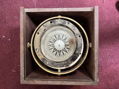 Set of four lanterns, one marked PORT XIX...