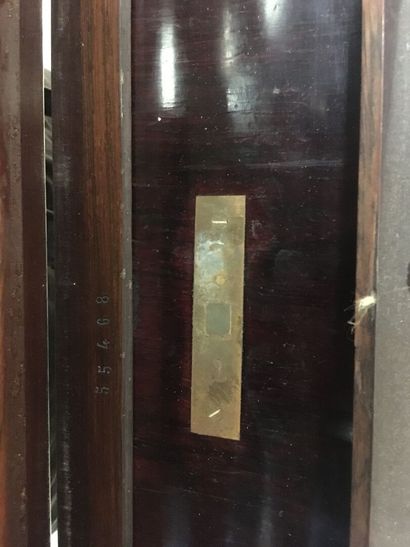 ERARD, Mahogany veneer piano numbered 55468

H.95,5...
