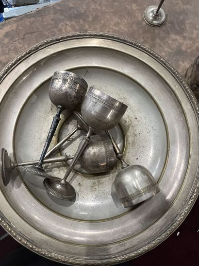 BOULANGER

Part of a menagere in metal, filets...