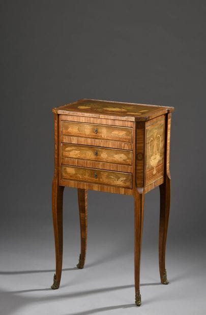 Rosewood veneer and marquetry coffee table...