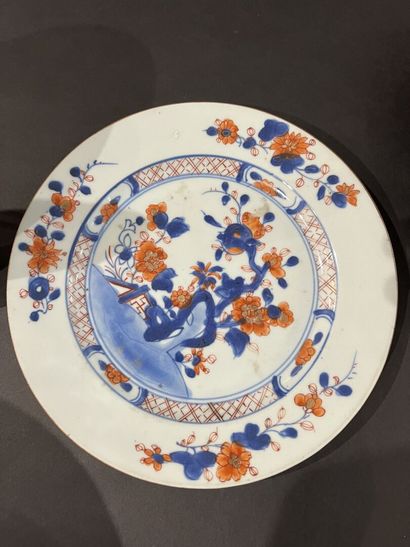 CHINA, 18th century
Five porcelain plates...