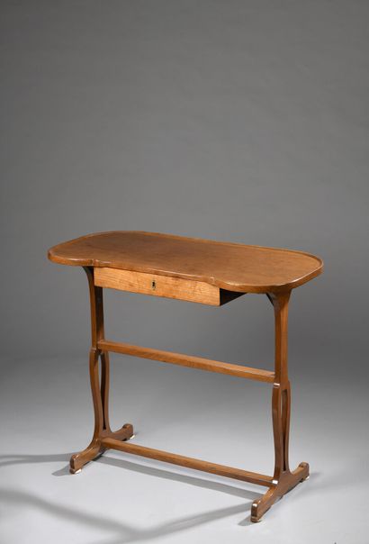 Louis XVI period molded mahogany kidney-shaped...