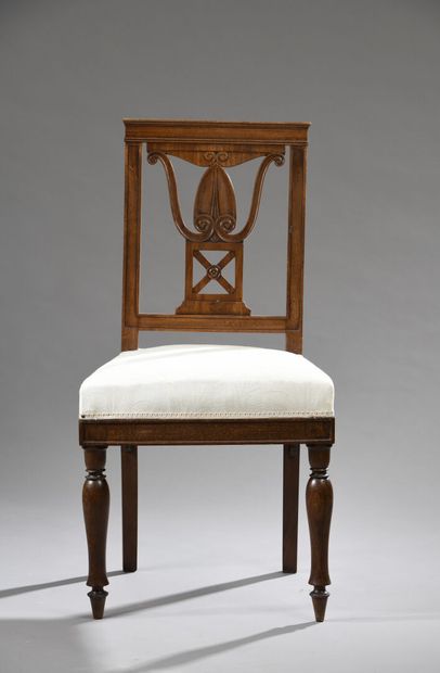 Suite of four mahogany and mahogany veneer...