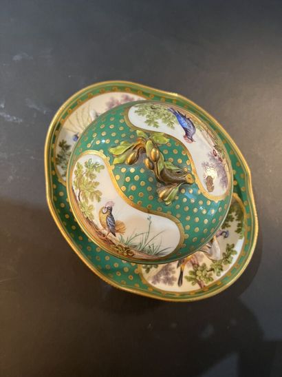 SÈVRES, 18th century, 1767
Round covered...