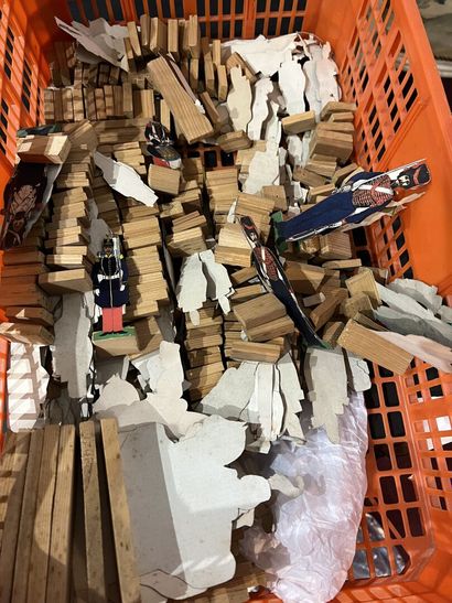 Set of small soldiers mounted on a base,...