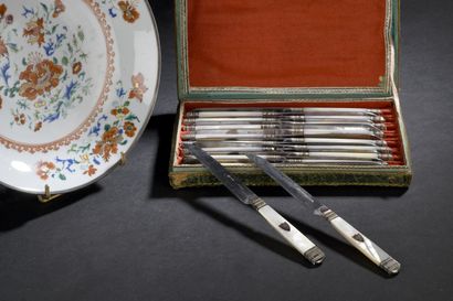 Mother-of-pearl and silver knife set, steel...