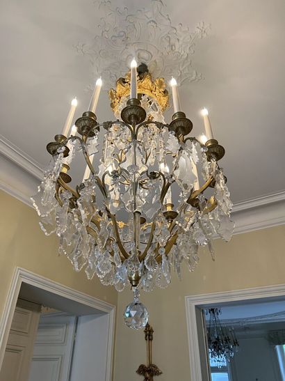 Important chandelier with twelve lights in...