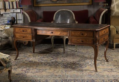 Flat desk in fruitwood veneer, work of the...