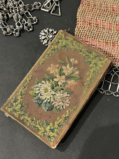 Meeting of purses and accessories, 1830-...