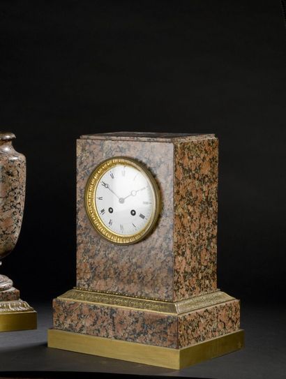 Aswan granite clock, middle of the XIXth...