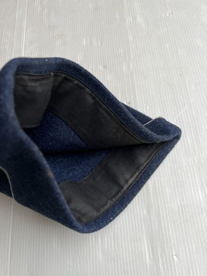 Memories of the Mallet family.
Police cap,...