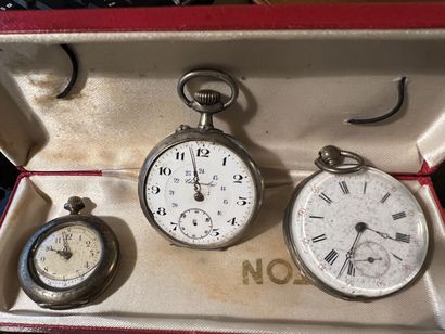 Lot of three pocket watches.