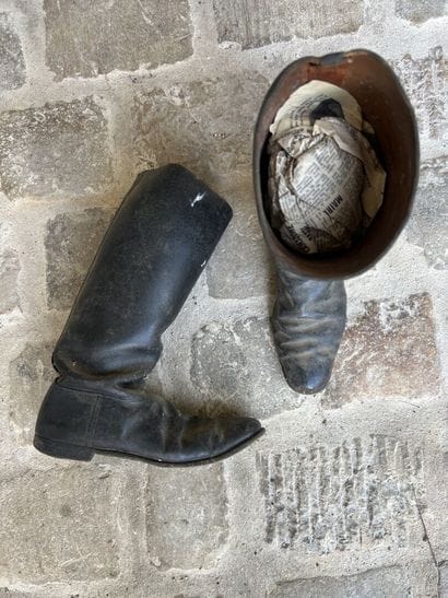 Pair of rider boots, black leather. EM (wear,...