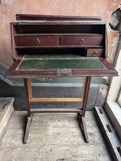 Mahogany and mahogany veneer screen and portable...