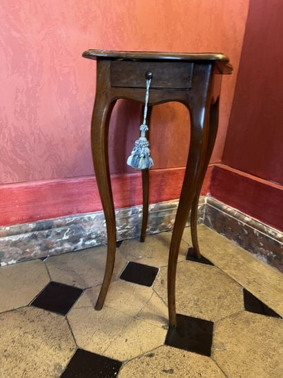 Small side table in fruitwood in the Louis...