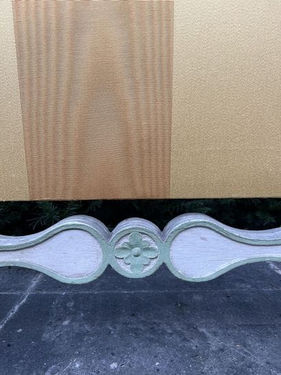 Screen in carved and relacquered wood, XVIIIth...