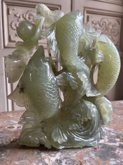 CHINA, 20th century
Fish in serpentine 
H....