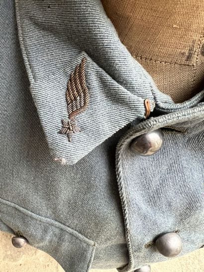 Souvenirs of the Mallet family.
Air Force...