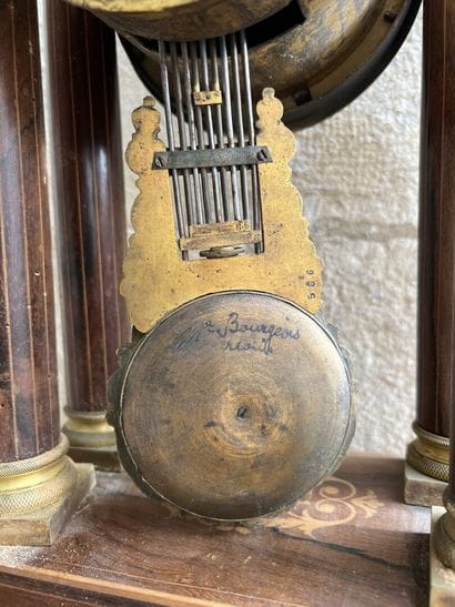 Portico clock of the Charles X period
Decorated...