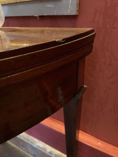 Mahogany and mahogany veneer half-moon table,...