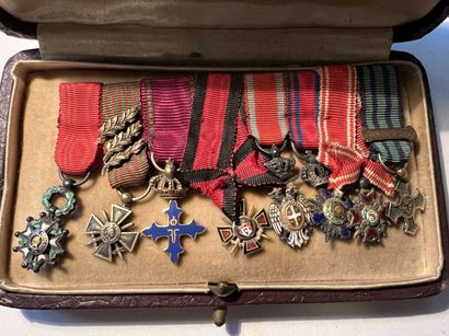 Souvenirs of the Mallet family.
France Brooch...