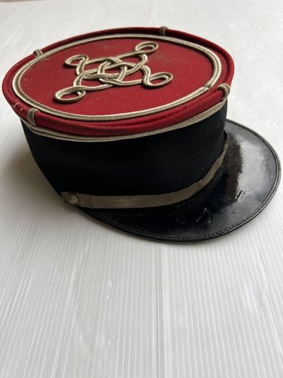 Memories of the Mallet family.
Cap of second...