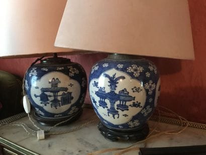 CHINE, XVIIe XVIIIe
Paire de pots en porcelaine...