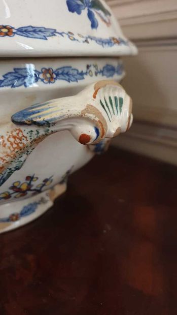 Service GIEN modèle Coq, vers 1900
17 assiettes...