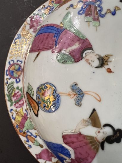 CHINE, début du XIXe siècle
Paire de potiches...