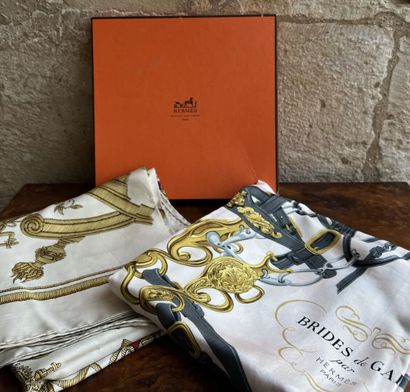 HERMES
Two silk squares 