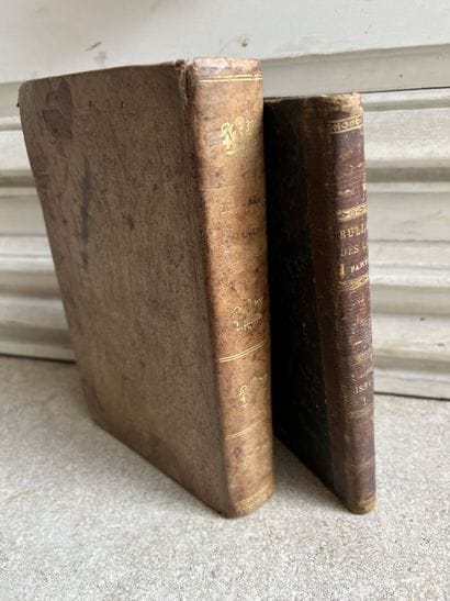 Lot of two books including: a Roman ritual,...