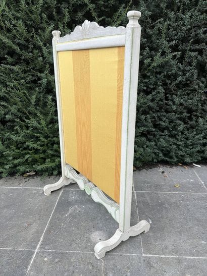 Screen in carved and relacquered wood, XVIIIth...