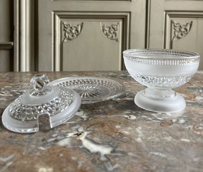 BACCARAT, XXe
Confiturier en cristal avec...