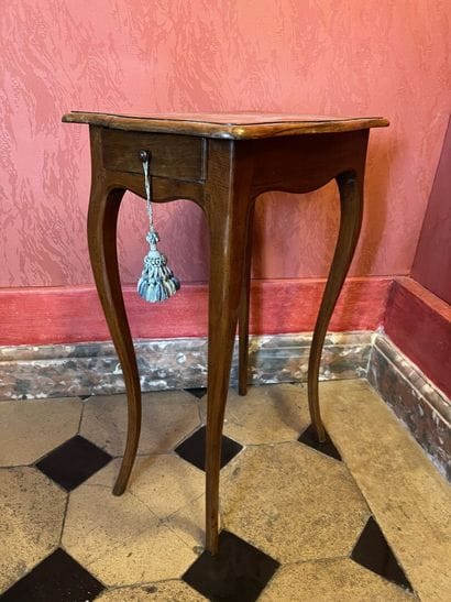 Small side table in fruitwood in the Louis...